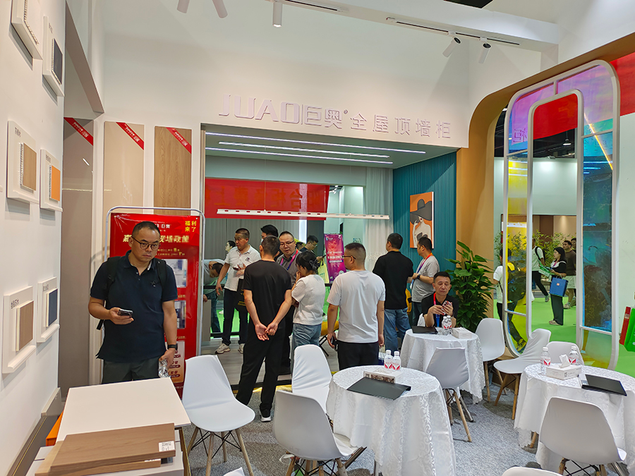 PA视讯(亚洲区)官方网站-PlayAce AG旗舰
顶墙柜案例 PA视讯(亚洲区)官方网站-PlayAce AG旗舰
顶墙柜案例